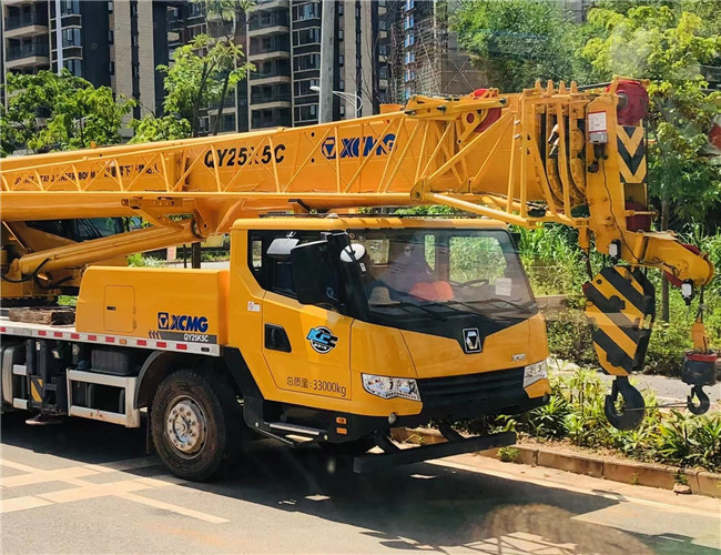 阿城区大件设备吊装租赁吊车